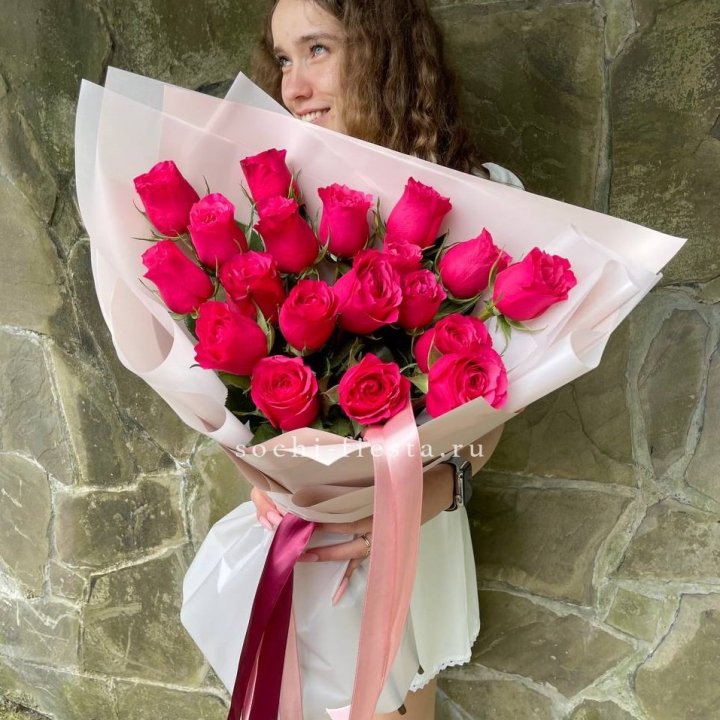 19 алых роз в Иркутске