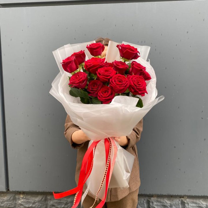 15 высоких роз  в Иркутске