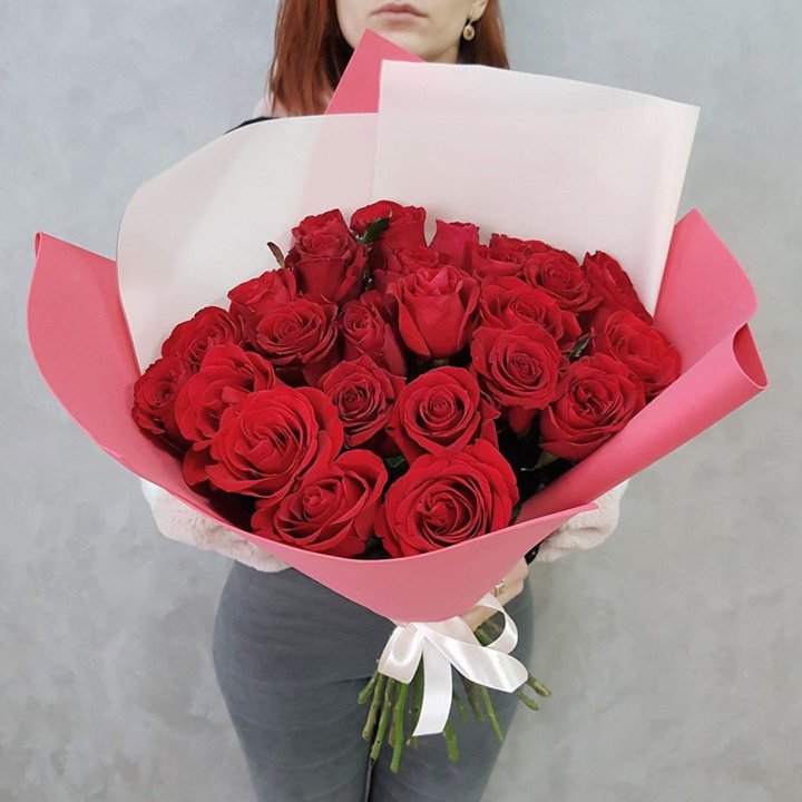 25 Красных роз рози вайт в Иркутске