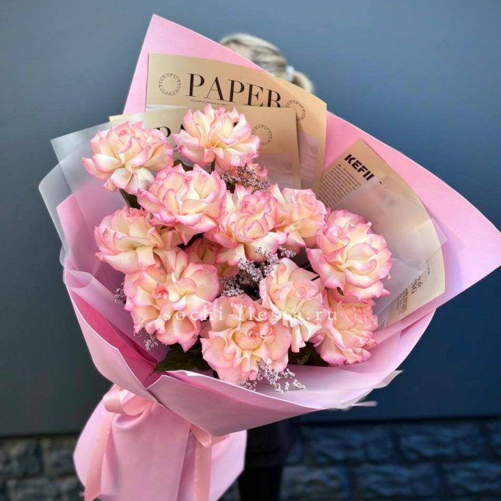 15 французских роз "Джумилия" в Иркутске