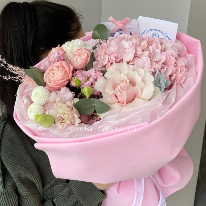 Авторский букет "Пинки" в Иркутске