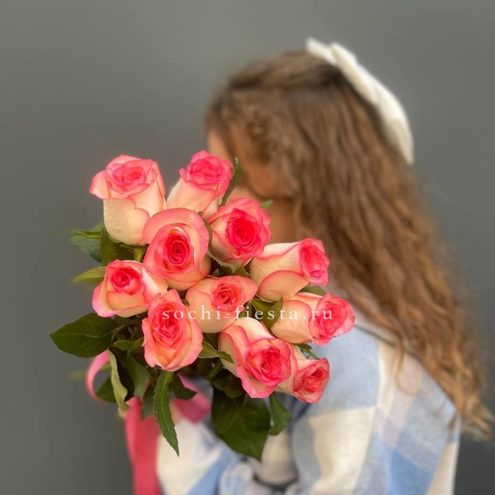 11 роз "Джумилия" в Иркутске