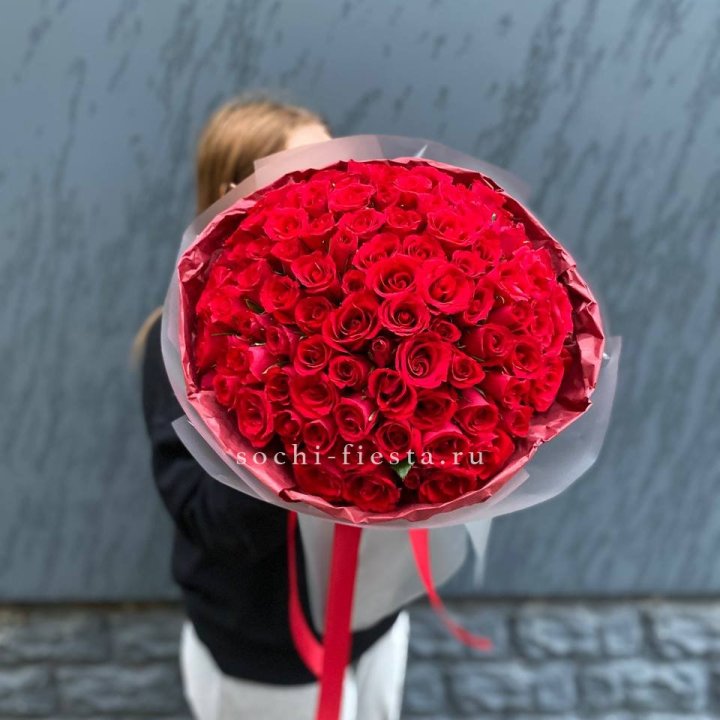 101  красная кенийская роза  в Иркутске