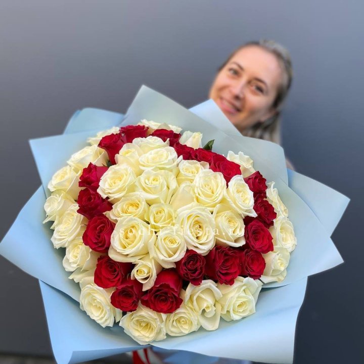 51 роза "Сердце" в Иркутске