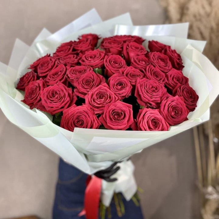 37 красных роз в Иркутске