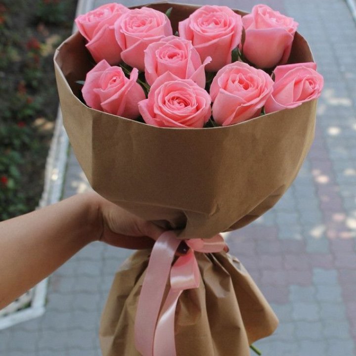 9 розовых роз в Иркутске