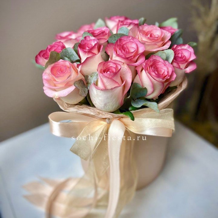 19 Роз Джумилия в коробке в Иркутске