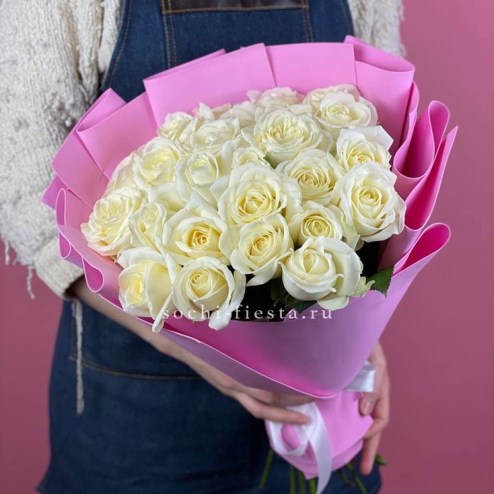 25 белых роз в Иркутске