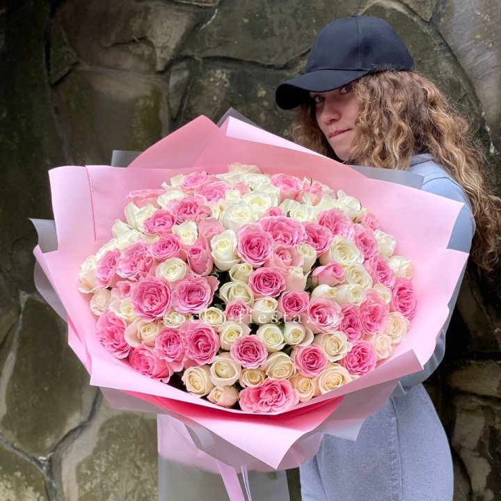 101 роза Миксбери в Иркутске