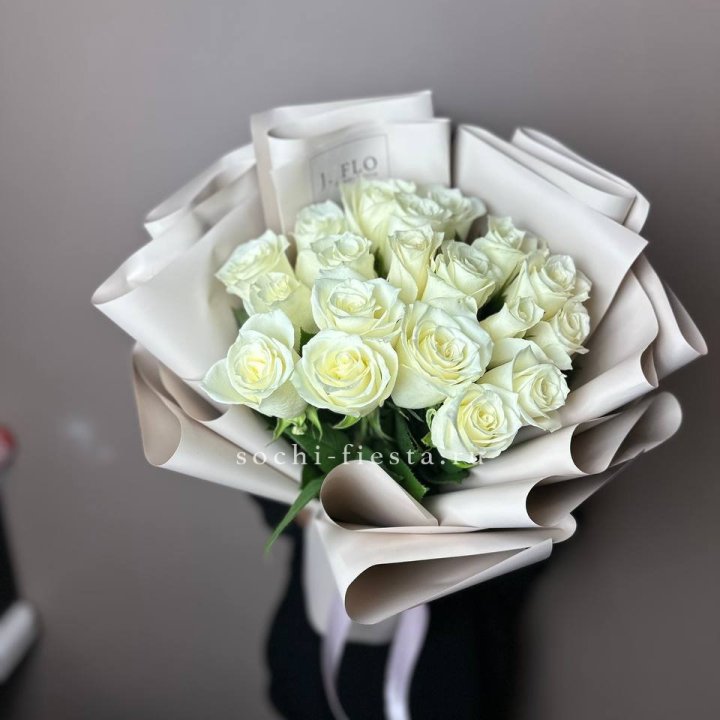 19 белых роз  в Иркутске