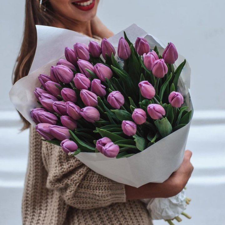 39 сиреневых тюльпанов в Иркутске