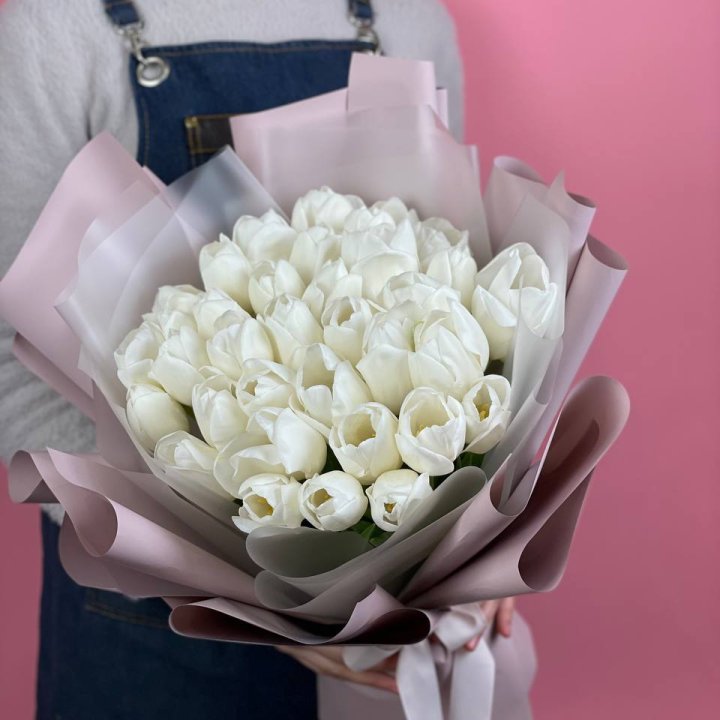 Букет белых тюльпанов "Пур-пур" в Иркутске