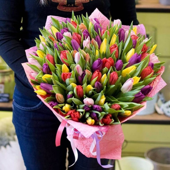 101 тюльпан "Джуси" в Иркутске