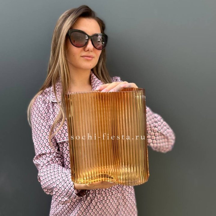 Стеклянная ваза №7 в Иркутске